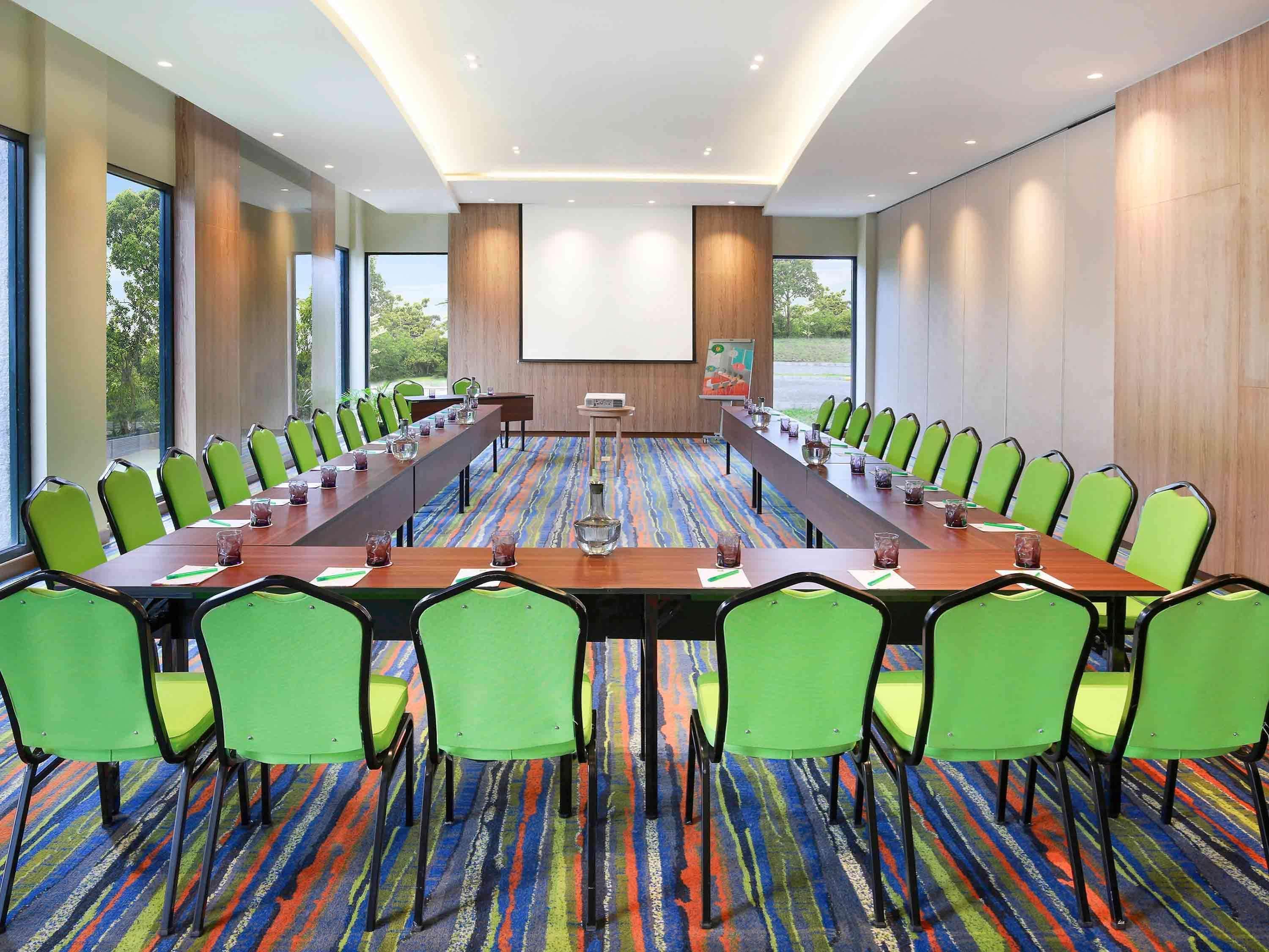 Hotel Ibis Styles Bogor Raya Exteriér fotografie