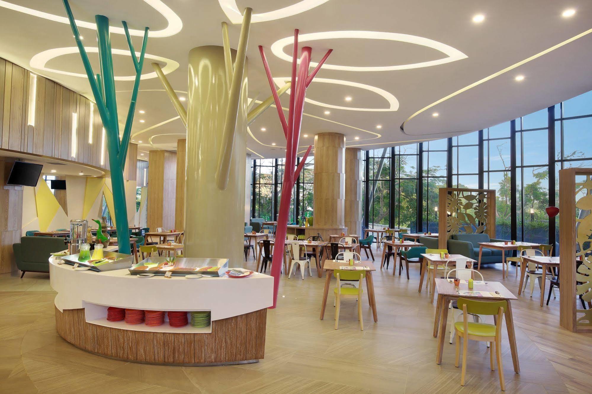 Hotel Ibis Styles Bogor Raya Exteriér fotografie